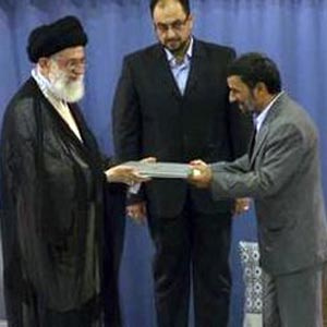 بازتاب مراسم حکم تنفيذ احمدى‌نژاد در رسانه‌هاى جهان
